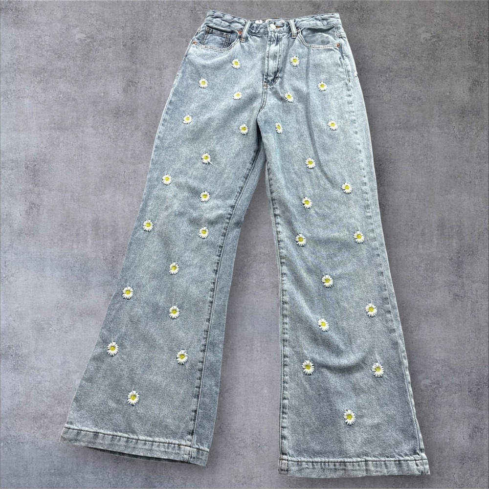 S.O.N.G. Vintage Flare Jeans Womens 9/29 Light Wash Daisy Embroidered Floral